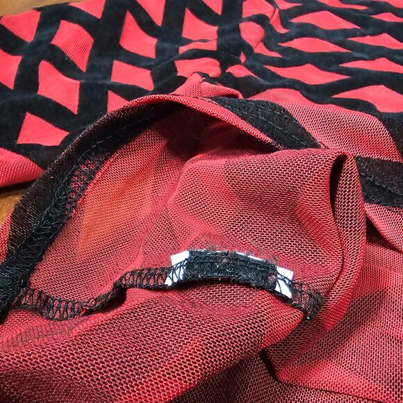 1X-2X Red & Black Long Sleeved Crop Mesh Velour Criss Cross Sheer Layering Top - Picture 6 of 9